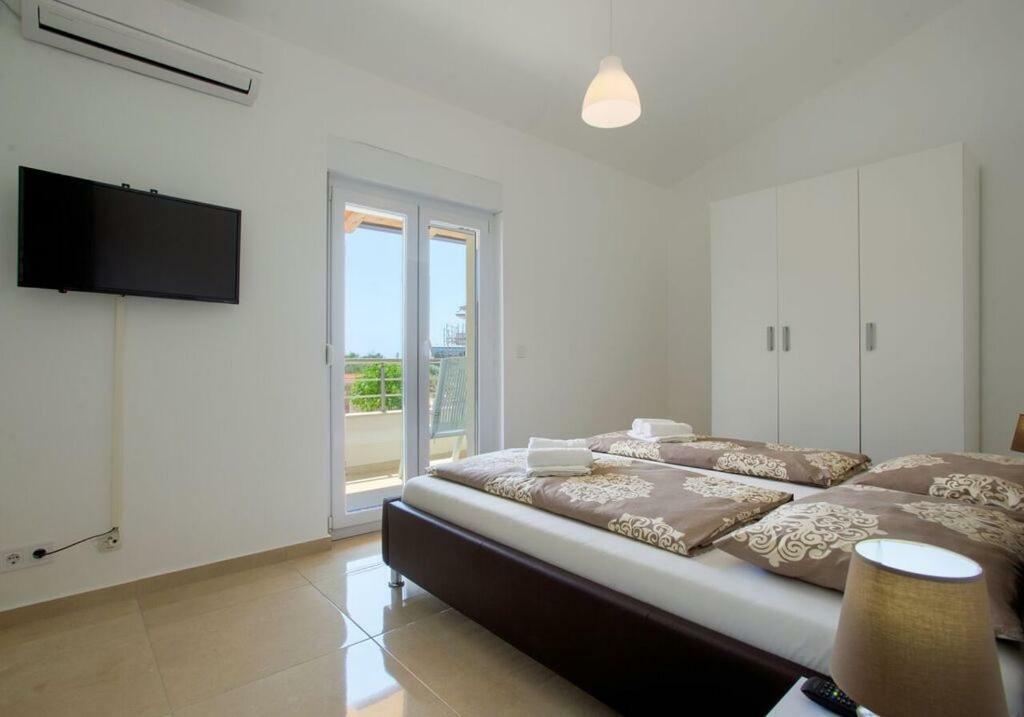 Plovanija Villa Sanja מראה חיצוני תמונה