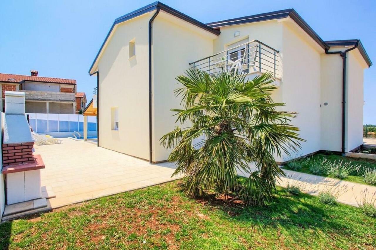 Plovanija Villa Sanja מראה חיצוני תמונה